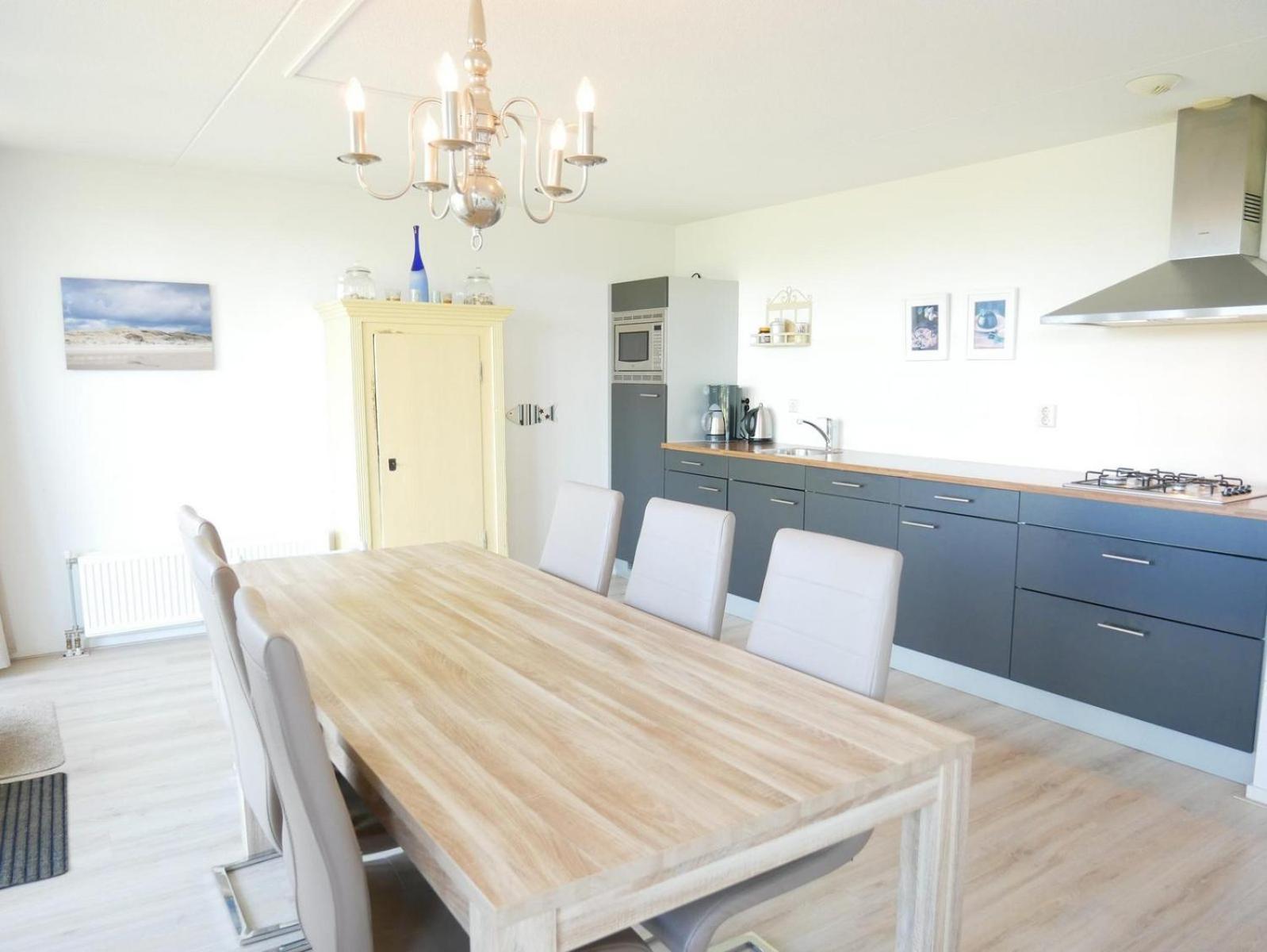 Apartment Het Strandleven 4 *